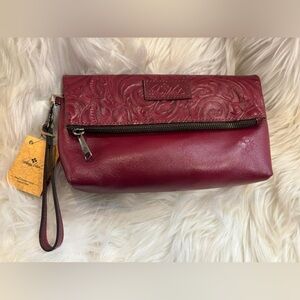Patricia Nash Valerie Clutch Wristlet in Magenta NWT